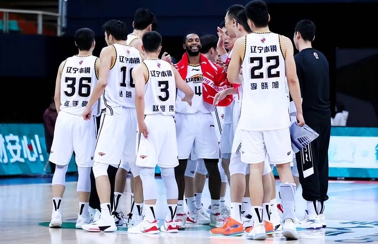 乐动体育入口关于今夜突围战来临，辽宁本钢围绕法甲战术微调，球迷炸锅，身体对抗强度拉满的信息